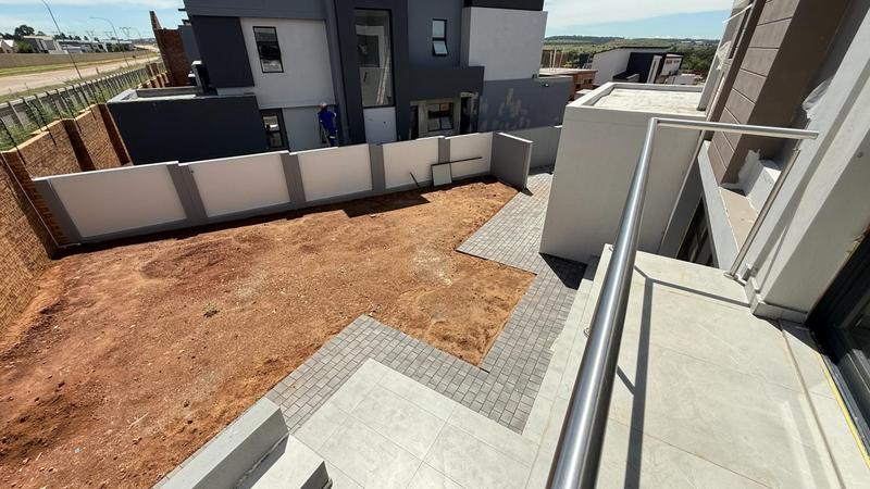 3 Bedroom Property for Sale in Fountainbrook Estate Gauteng