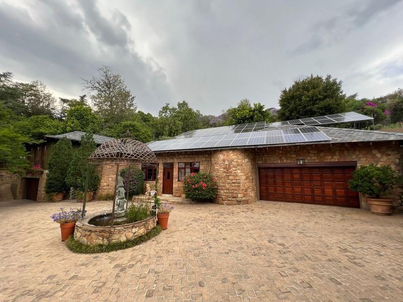 4 Bedroom Property for Sale in Houghton Gauteng