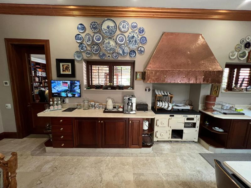 4 Bedroom Property for Sale in Houghton Gauteng