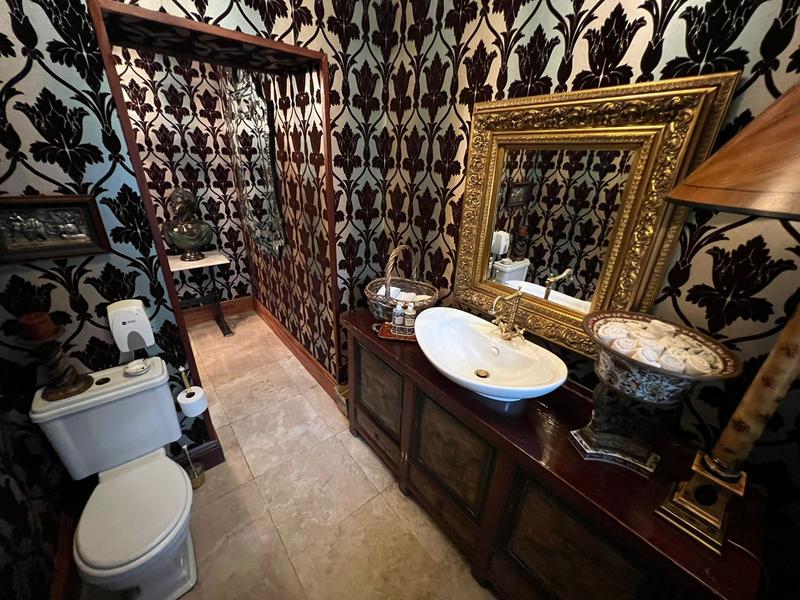 4 Bedroom Property for Sale in Houghton Gauteng