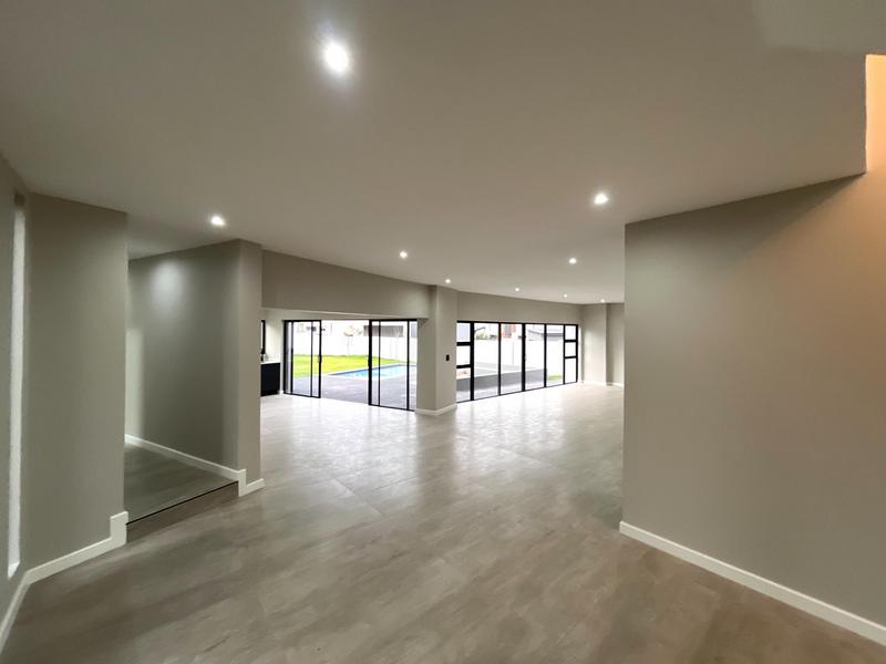 4 Bedroom Property for Sale in Midstream Heights Gauteng