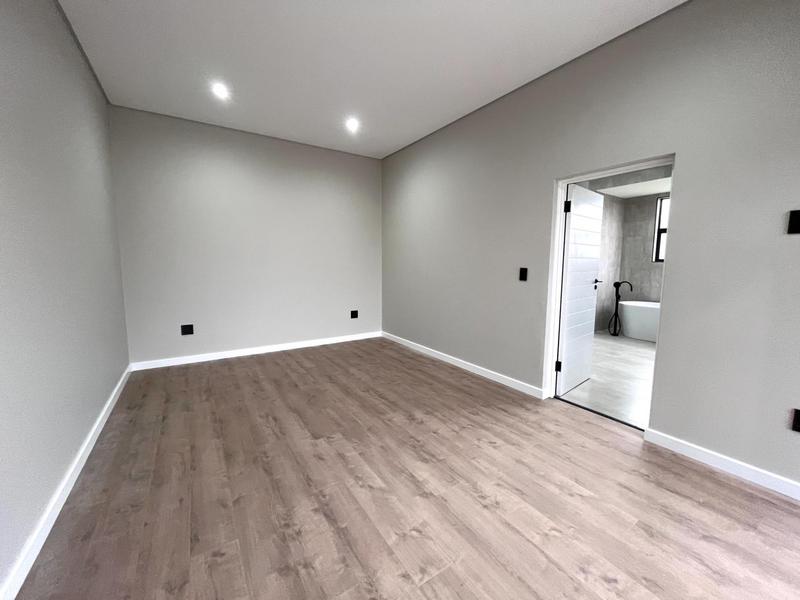 4 Bedroom Property for Sale in Midstream Heights Gauteng