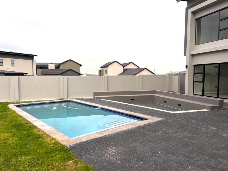 4 Bedroom Property for Sale in Midstream Heights Gauteng