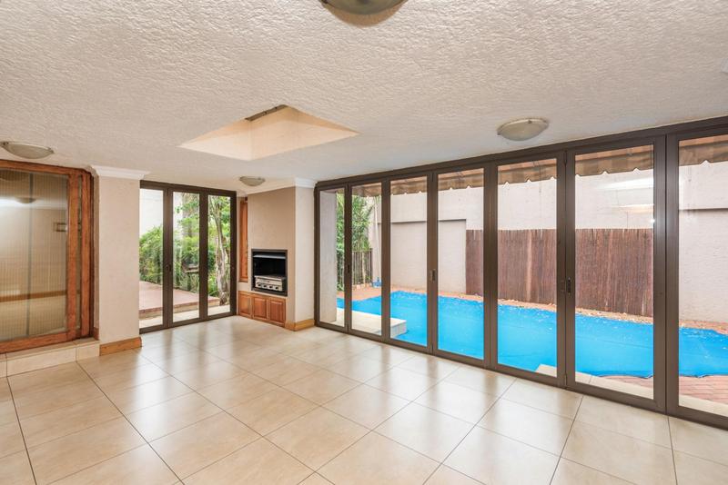3 Bedroom Property for Sale in Bedfordview Gauteng