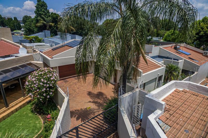 3 Bedroom Property for Sale in Bedfordview Gauteng