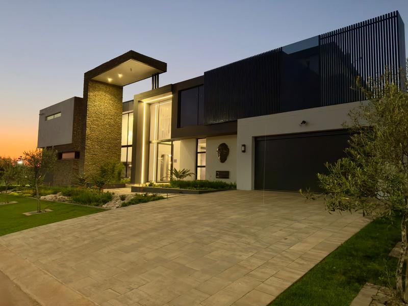 5 Bedroom Property for Sale in Midstream Heights Gauteng