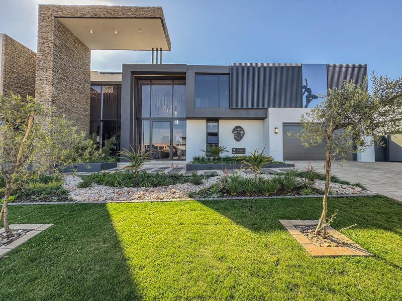 5 Bedroom Property for Sale in Midstream Heights Gauteng