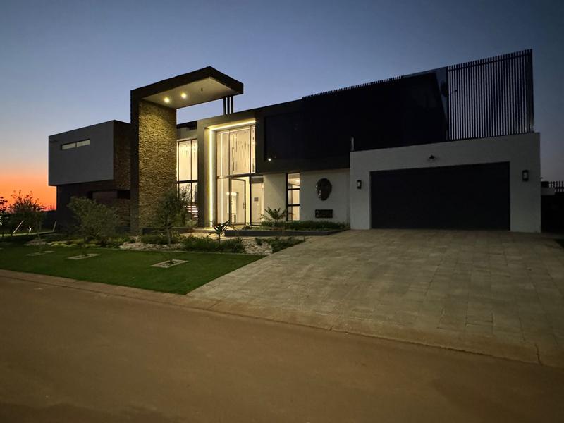 5 Bedroom Property for Sale in Midstream Heights Gauteng