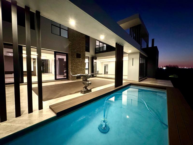 5 Bedroom Property for Sale in Midstream Heights Gauteng