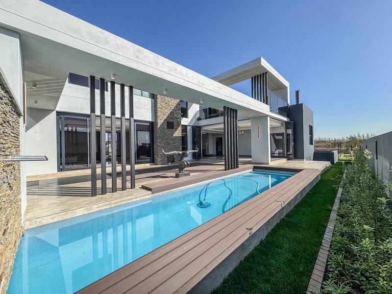 5 Bedroom Property for Sale in Midstream Heights Gauteng