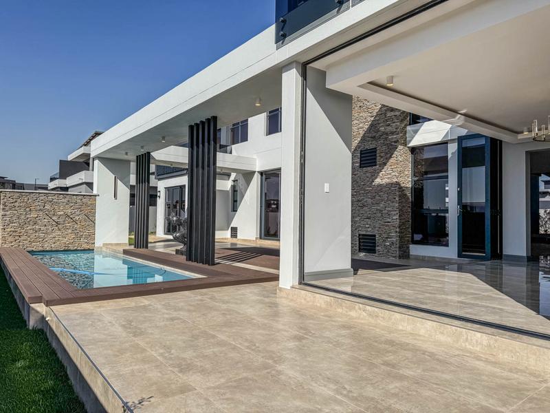 5 Bedroom Property for Sale in Midstream Heights Gauteng
