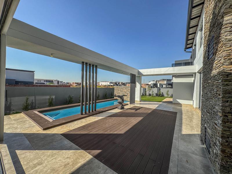 5 Bedroom Property for Sale in Midstream Heights Gauteng