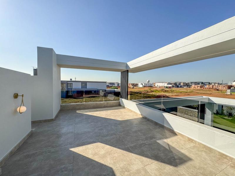 5 Bedroom Property for Sale in Midstream Heights Gauteng