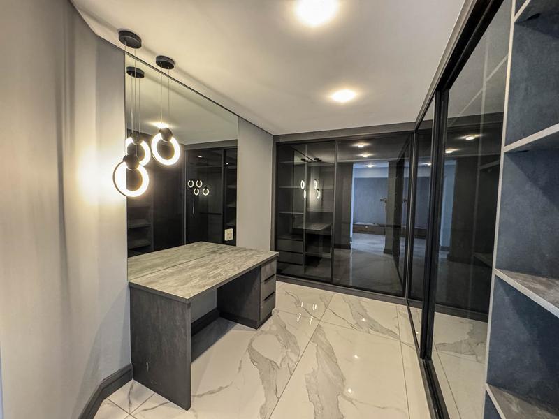5 Bedroom Property for Sale in Midstream Heights Gauteng