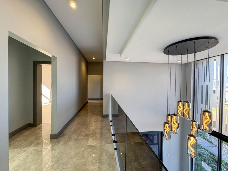 5 Bedroom Property for Sale in Midstream Heights Gauteng