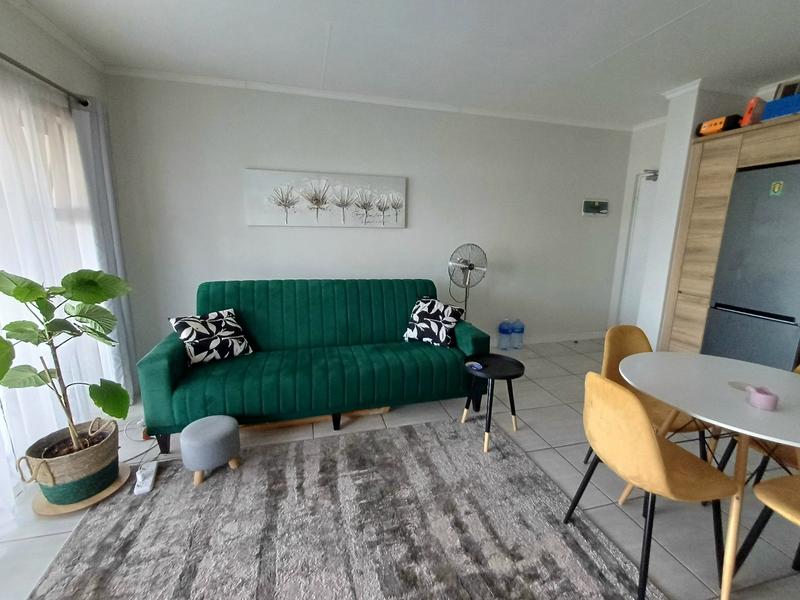 1 Bedroom Property for Sale in Waterfall Gauteng