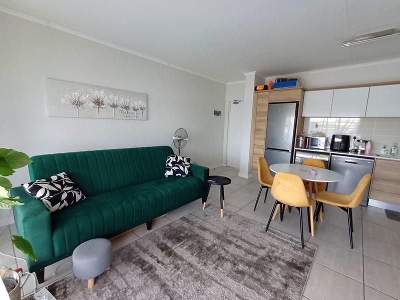 1 Bedroom Property for Sale in Waterfall Gauteng