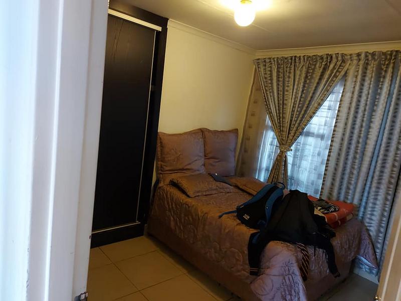 To Let 3 Bedroom Property for Rent in Clayville Gauteng