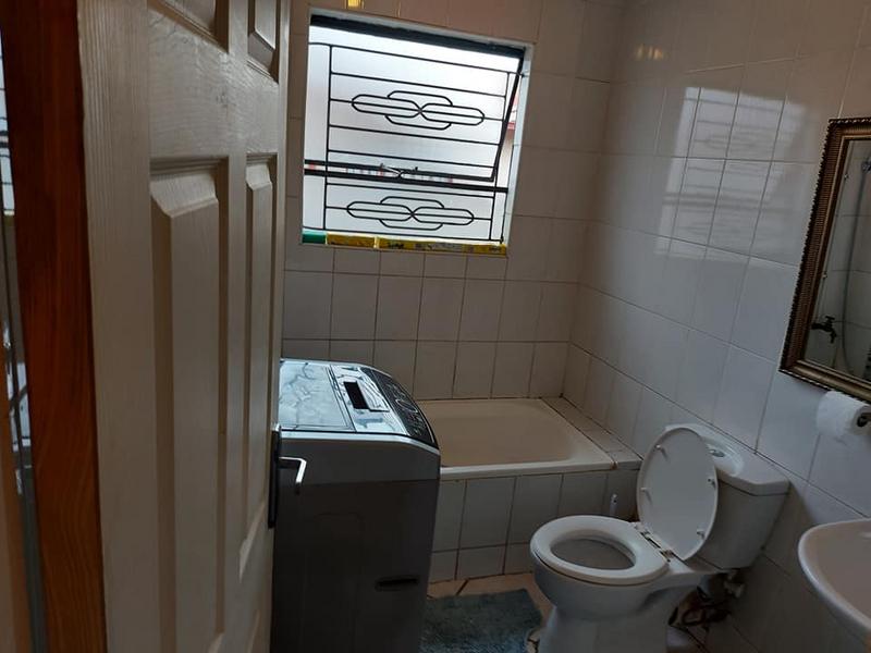 To Let 3 Bedroom Property for Rent in Clayville Gauteng