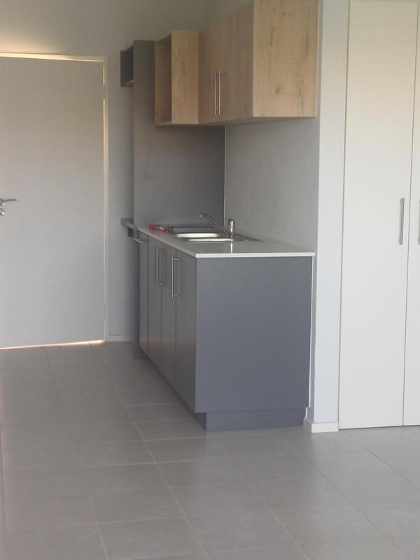 To Let 2 Bedroom Property for Rent in Kosmosdal Gauteng