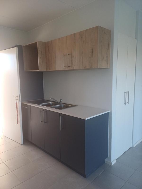 To Let 2 Bedroom Property for Rent in Kosmosdal Gauteng