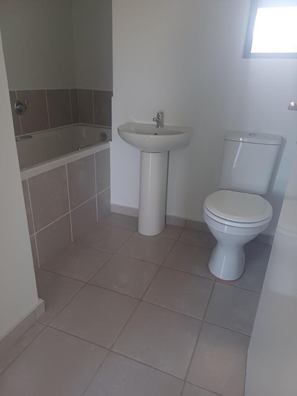 To Let 2 Bedroom Property for Rent in Kosmosdal Gauteng