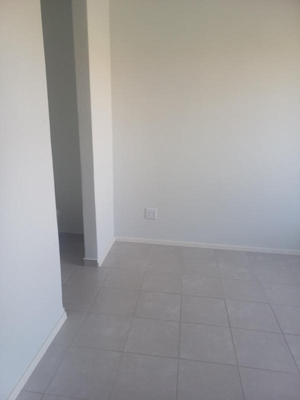 To Let 2 Bedroom Property for Rent in Kosmosdal Gauteng