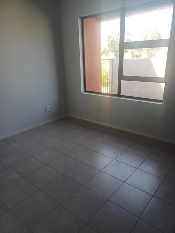 To Let 2 Bedroom Property for Rent in Kosmosdal Gauteng