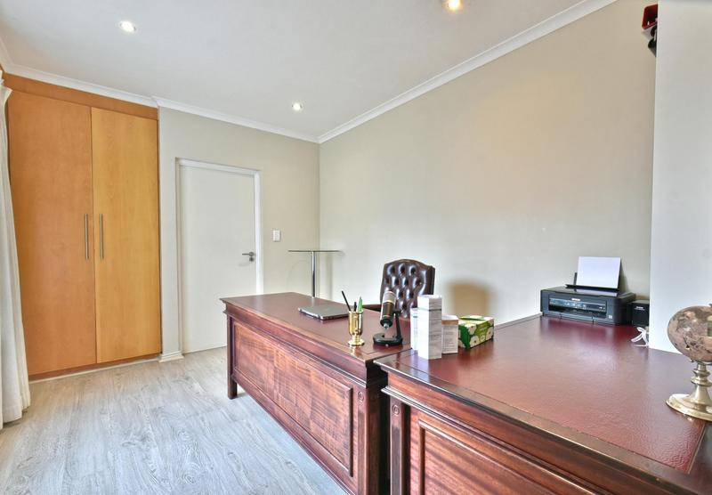 3 Bedroom Property for Sale in Sandown Gauteng