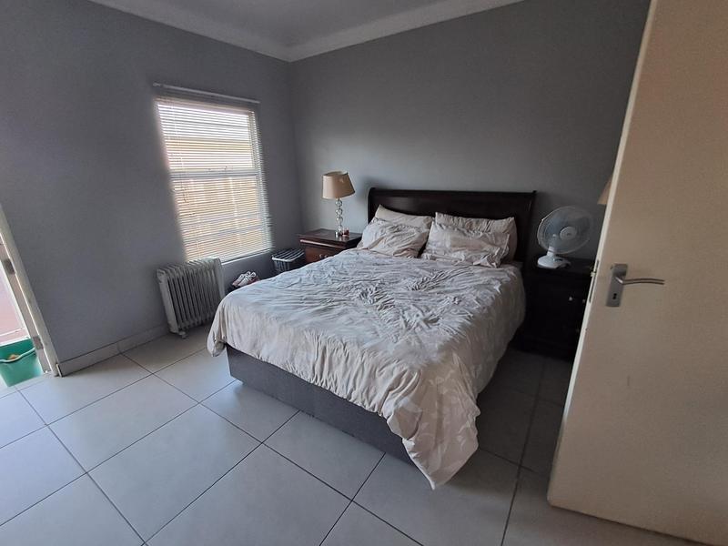 1 Bedroom Property for Sale in Buccleuch Gauteng