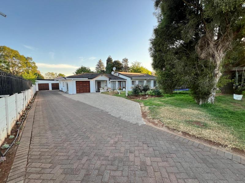 3 Bedroom Property for Sale in Erasmia Gauteng