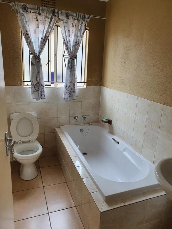 3 Bedroom Property for Sale in Leondale Gauteng