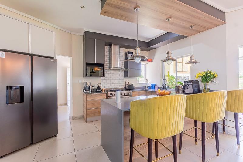 4 Bedroom Property for Sale in Midstream Estate Gauteng