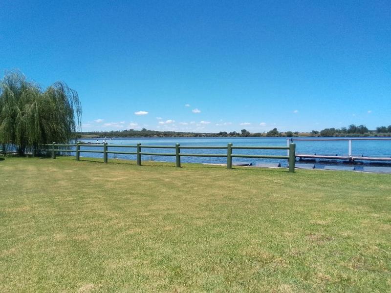 3 Bedroom Property for Sale in Theoville Gauteng