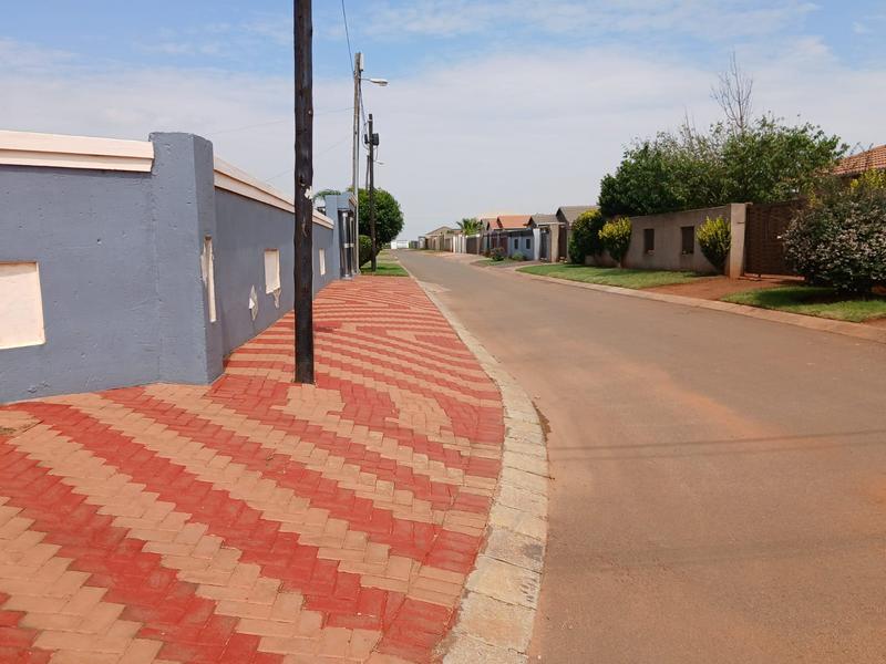 3 Bedroom Property for Sale in Protea Glen Gauteng