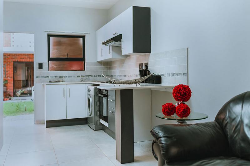 2 Bedroom Property for Sale in Meredale Gauteng