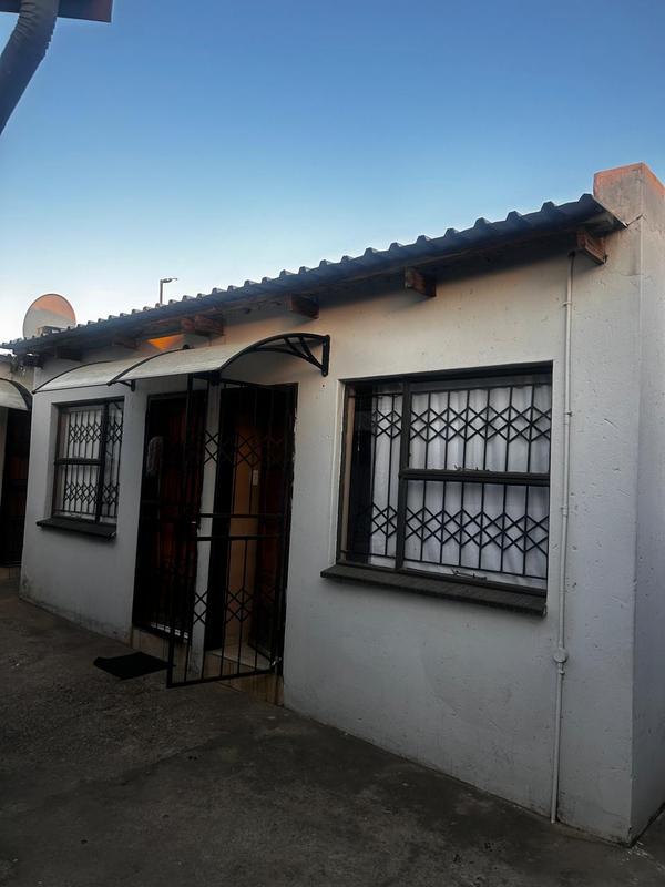 8 Bedroom Property for Sale in Birch Acres Gauteng