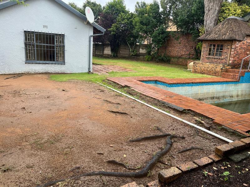 3 Bedroom Property for Sale in Birchleigh North Gauteng