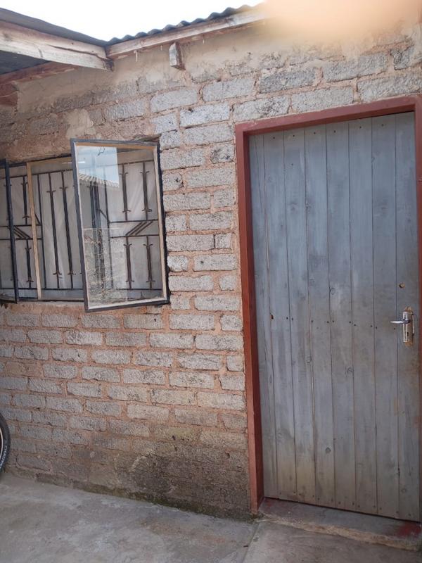 5 Bedroom Property for Sale in Tembisa Central Gauteng