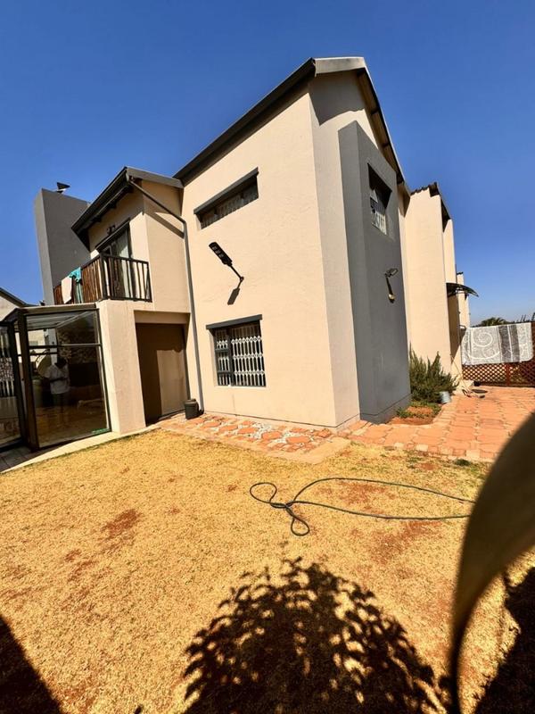 3 Bedroom Property for Sale in Terenure Gauteng