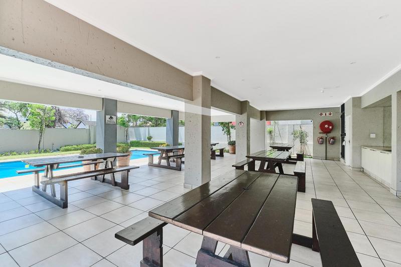 1 Bedroom Property for Sale in Lonehill Gauteng