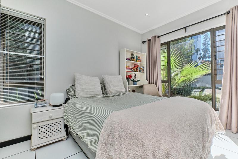 1 Bedroom Property for Sale in Lonehill Gauteng