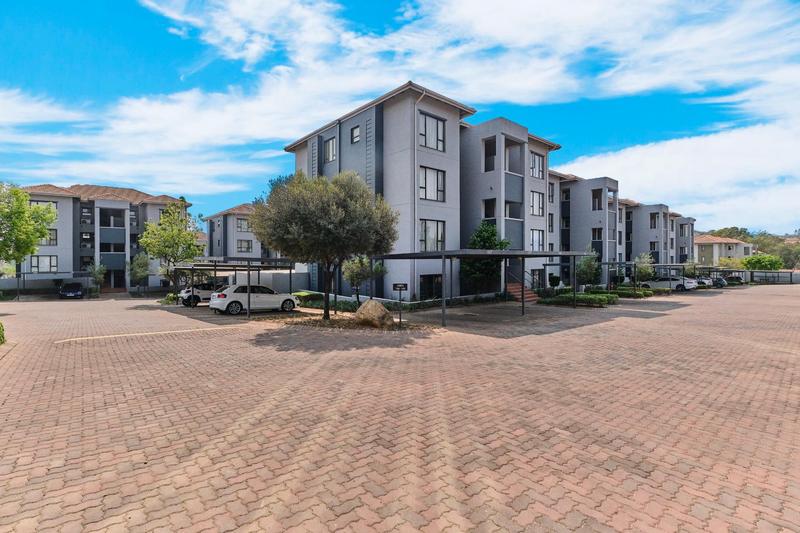 1 Bedroom Property for Sale in Lonehill Gauteng