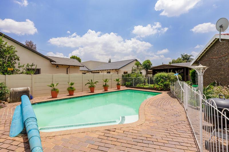 4 Bedroom Property for Sale in Sunward Park Gauteng