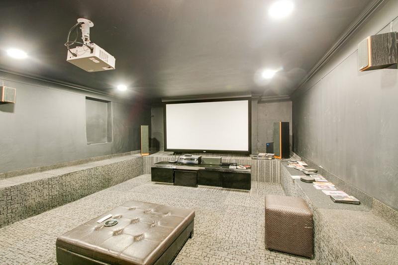 6 Bedroom Property for Sale in Bryanston Gauteng