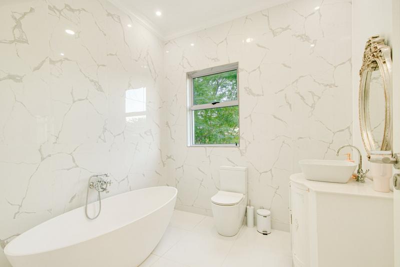 6 Bedroom Property for Sale in Bryanston Gauteng