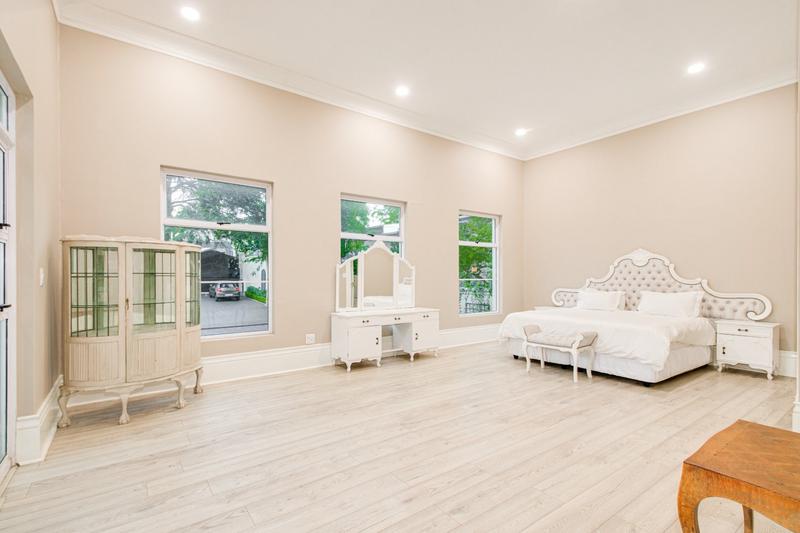 6 Bedroom Property for Sale in Bryanston Gauteng