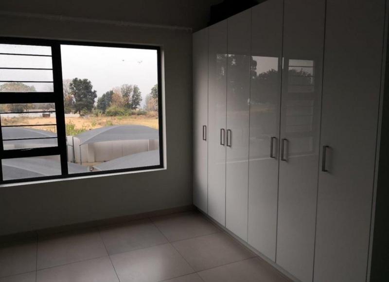 To Let 2 Bedroom Property for Rent in North Riding Gauteng