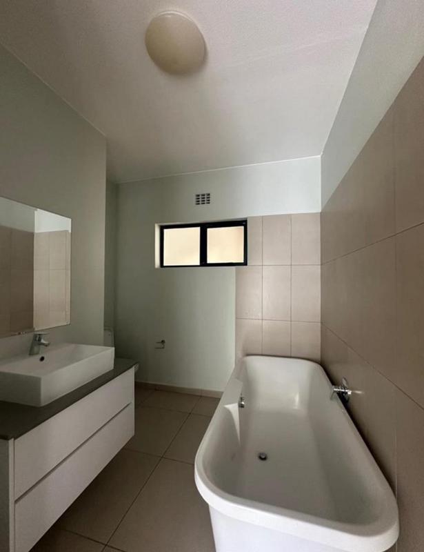 To Let 2 Bedroom Property for Rent in North Riding Gauteng
