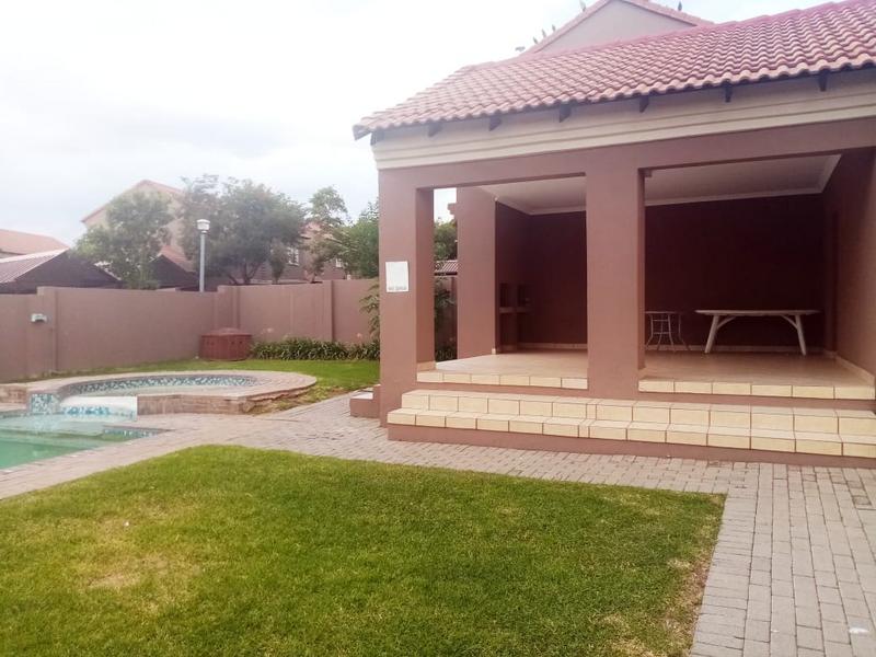 3 Bedroom Property for Sale in Halfway Gardens Gauteng